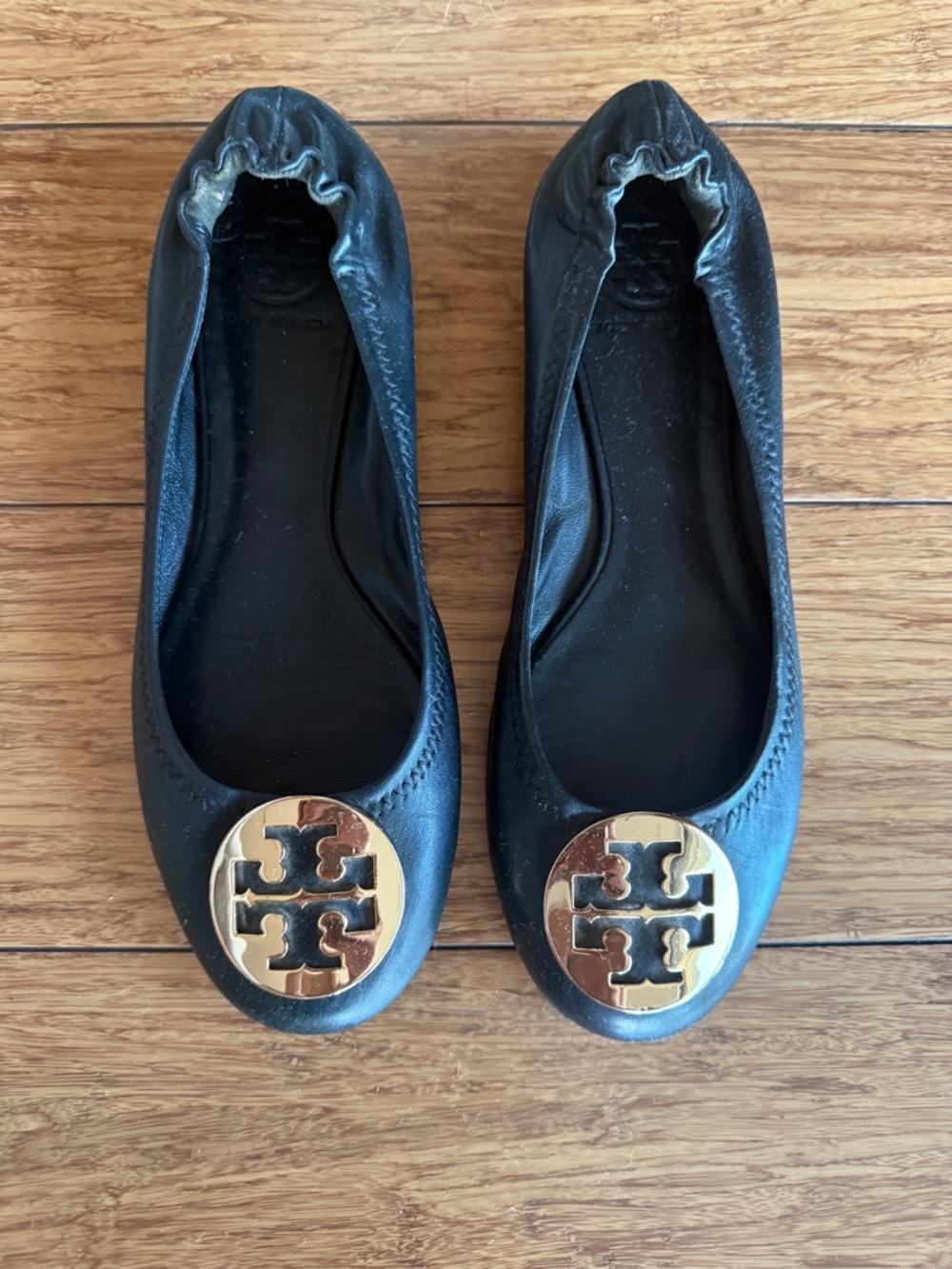 Tory Burch Black Leather Ballet Flats with Gold Logo Medallion
